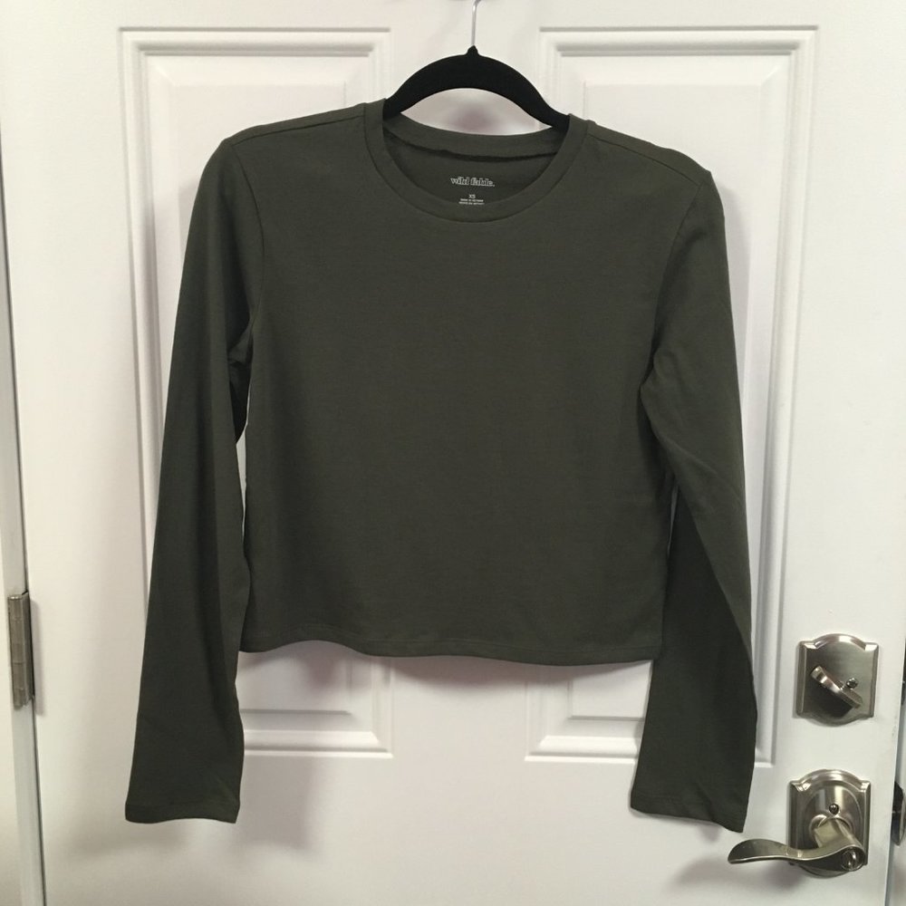 Wild Fable Long Sleeve Cropped T-shirt NWT Olive Green Choose Size